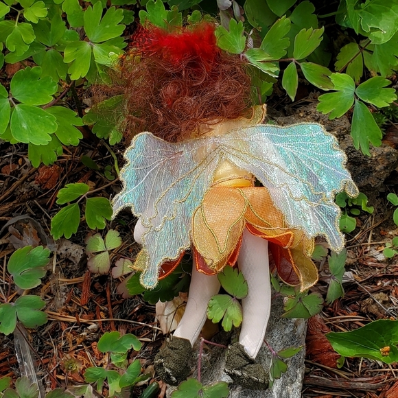 Woodland Fairy and Hut Custom Made - Picture 10 of 13